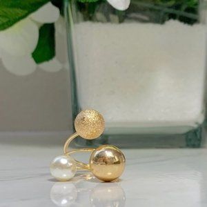 NIP Ring Goldtone Pearl & Ball Adjustable